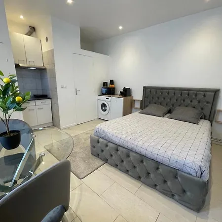 Apartment Le Falcon Proche De Aeroport Et Parc Exposition Le Bourget